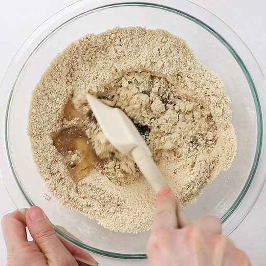 These Healthy Gingerbread Cookies are made without white flour or refined sugar, but they taste like the real thing! Perfect for decorating. https://detoxinista.com/vegan-paleo-gingerbread-cookies/ | The Detoxinista