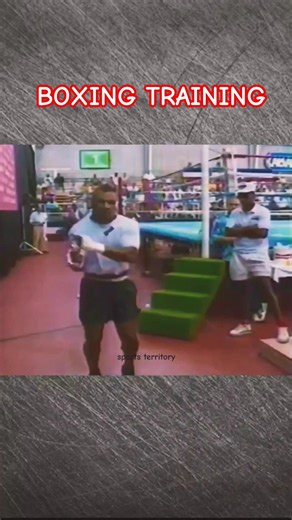 Mike Tyson peek-a-boo training #boxing #motivation
