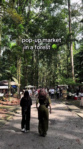 pop-up weekend market in a forest with river view. you can come drink coffee , shop & read your book. 🍃 ______ for work and collab,email me - alwaysaway.jpeg@gmail.com ______ #market #hutanhutan #weekendmarket #forest #cafe