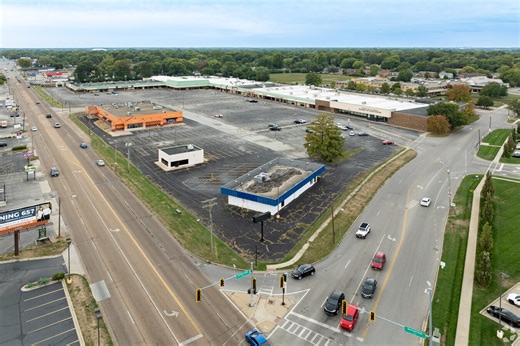 2301-2585 S MacArthur Blvd, Springfield, IL 62704 - Town & Country Center Redevelopment Opp. | LoopNet