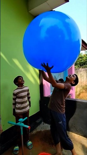 You Won’t Believe This Amazing Balloon Magic Trick! 🎈 Mind-Blowing Balloon Experiment