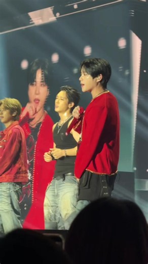 iKON Fourever Tour BKK concert highlights SINOSIJAK