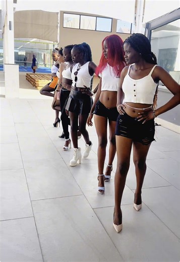 Modeling Catwalk training with the best Virelli Modelling Academy,join us today #virellimodellingacademy #foryoupage❤️❤️ #foryou #Mombasamodels #catwalktraining #modellingkenya #explore #foryoupage #mombasa #catwalkmodel #aspire @PRINCESS LEE🦋🥵💜 @Mwangi Shee @Akinyi254💚 @Nelly Ubhi @Veronica nyongesa