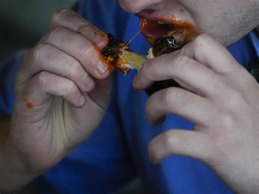 Men really do eat more meat than women, study says