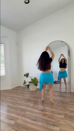 Tahitian Dance Fa'arapu (Fast Hip Rotation)