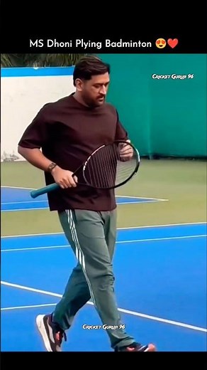 MS Dhoni Plying Badminton 😍❤