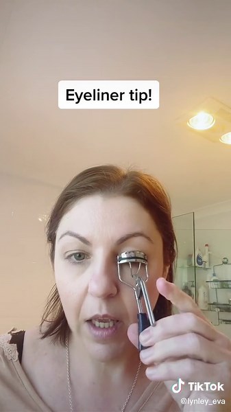 Subtle Eyeliner Tips for Quick Makeup - Tutorial