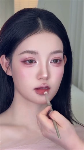 Simple Eye Makeup Look for Daily Use | Easy & Natural Eye Makeup