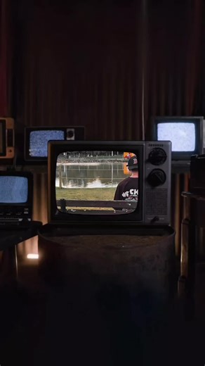 Hey re contento de poder compartir un pre de uno de los próximos temas... NO ES SANO 💔 #musica #bolero #rap #colombia