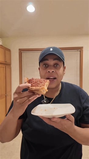 Trying Giordano's frozen pizzas #pizza #giordanospizza #chicago #pizza #deepdishpizza #frozenpizza #foodreview #foodblogger | Shawn Whiting