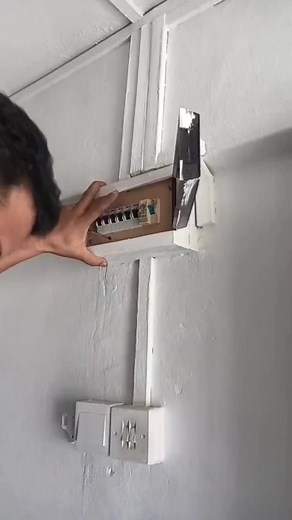 Replacing of Old HDB and Condo Distribution Box for this week Backup-1 Year Warrant..Rewiring and whole house and all Led lights..Government also enougrage all those e 10 to 50 years back Distribution Box to Be Replacement for safety..All kind of Renovation works are all Welcome Please kindy call me at 658190 0018 .
