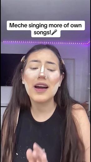 Meche singing her own songs live!🔥#meche #pensandoenti #live #mechelive #mechelives #mechemakeup #singing #singer #sing #hersongs #songs #famous #parati #bachata #lovesongs #fypシ