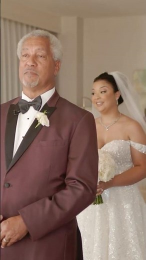 Beautiful Wedding Moment First Look with Father of the Bride #daddydaughter #fatherdaughter