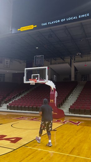 SO CLEAN , PEOPLE THOUGHT I AIR BALLED!!! #basketball #viralreelsfb #basketballchallenge #trickshots #ballislife #hoopers #basketballfans #basketballreels #bball | Michael Brewington