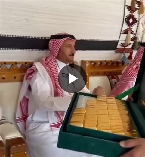 In some marriages in Saudi Arabia, it is a cultural practice from the bride’s side that her brothers present 24 gold biscuits as gifts to the groom’s family and close relatives. While this may be… | Atif Waqar