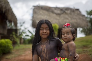 Young Emberà girls