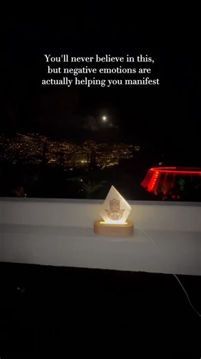 I want to SCREAM about this: Negative emotions don’t block manifestations – ignoring them does. Let’s clear something up, witches: This whole «stay on a high frequency» thing? It’s absolute spell-casting bullshit. You’re not a crystal radio. You don’t need to vibrate like a Himalayan singing bowl to manifest your desires. Those «high-frequency foods,» those staged photos of people bathing in sunlight and eating fruit in white linen? They’re as empty as a cleansed crystal without intent if you’re