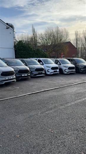 A FULL LINE-UP OF CUSTOM-BUILT FORD TRANSIT CUSTOMS – AVAILABLE NOW AT MVS A mix of Halo X, MCR Editions and one standout XR Kit — all customised in-house and ready to drive away today. Here’s what’s on the car park right now: 2x 170BHP Auto Factory Double Cabs – Halo X Editions • Tailgates • 1 1 captain seat configuration • BIG LETTER gloss black grille • 20” gloss black wheels • Aggressive Halo X styling throughout Ideal for business, family use, or anyone wanting practicality with a premium f