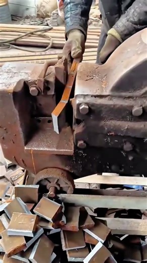 Powerful Industrial Shearer Slicing Through Thick Steel Plates