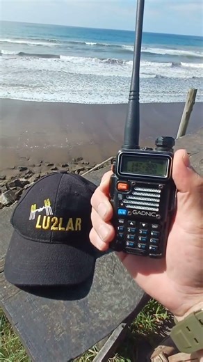 CQ CQ CQ LLAMADA GENERAL BANDA DE DOS METROS SIMPLEX 146.520 CQ CQ CQ LU2LAR/D