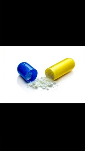 “Science inside your body 🧠💊 — Watch how a capsule dissolves just like it does in your stomach!”