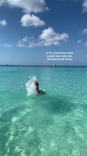 Experience the Beauty of Crystal Blue Waters at the Beach 🌞🌊🐠