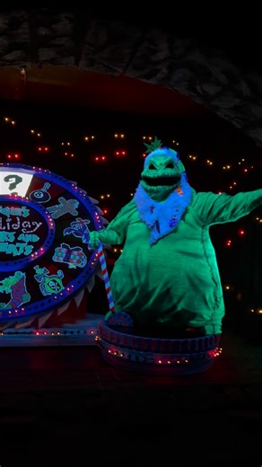 Weekend Disney on Instagram: "🎃🎄 Here are more highlights from Haunted Mansion Holiday - Enjoy! #HauntedMansionHoliday #HauntedMansion #OogieBoogie #JackAndSally #NightmareBeforeChristmas #Disney #Disneyland #Disneyland70 #DisneylandResort #DisneyParks #ThemeParkFun #ThemeParkHistory #ThemeParkKnowledge #MagicKingdom #DisneyMagic #DisneylandLife #DisneyVibes #HappiestPlaceOnEarth #DisneylandAdventures #DisneylandFun #MickeyMouse #DisneylandCalifornia #MainStreetUSA #DisneyDreams #DisneylandMem