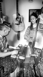 Lovesick Monday 😊 Panhandle Rag • Versione panoramica su YouTube 🙌😂🎥▶️ https://youtu.be/yJJKBCv2syA • Francesca Alinovi Paolo Roberto Pianezza Iscriviti alla mailing list su www.lovesickduo.com 📩 | Lovesick Duo