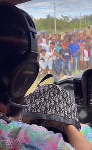 El Alfa Ragalando Millones desde un helicóptero 🚁 💰 | El Alfa El Jefe