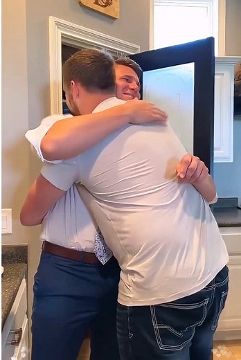 Emotional Brothers' Reunion After Years Apart