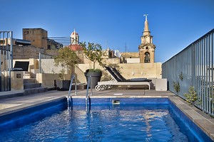 The Roof Top Pool - 66 Saint Paul’s Malta