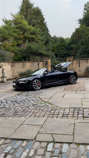 2.7K views · 191 reactions | P H I L I P I R E L A N D #philipireland #r8v10spyder #manual | Philip Ireland Performance Cars | Facebook