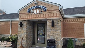 Arnold to install bullet-resistant walls in some city buildings