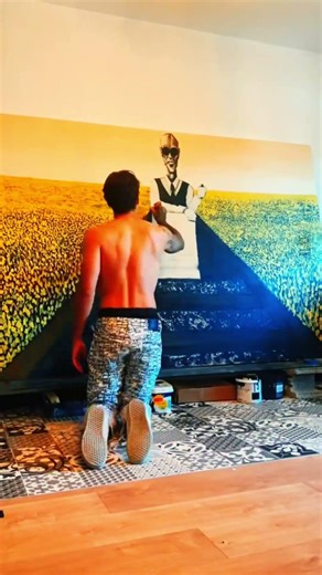 This painting perfectly explains the Matrix 😳🌻