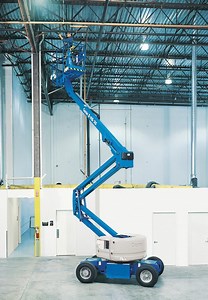 [Hot Item] 15.86m Genie Brand Z-45 Xc Diesel Powered Hydraulic Mobile/Self Propelled Articulated/Articulating Aerial/Sky Working Platform/Boom Lift