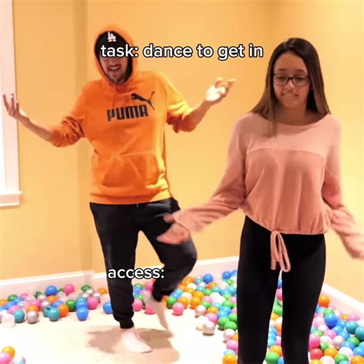 #FGTEEV IM AVTUALLY CYRIRNG #fyp #foryou #foryoupage #fgteevfyp | task to get in dance