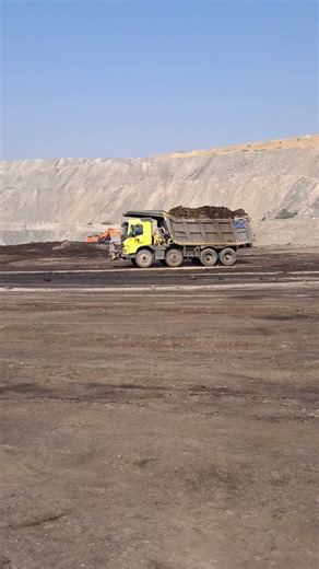 how to operate a front end loaderhow to operate a tractor front end loader #tractorspares #spreader