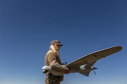 Războiul roboților: Ucraina pariază pe armata de drone pentru a lupta împotriva Rusiei și a proteja viața soldaților