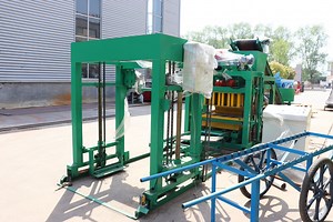 [Hot Item] Advanced Technology 4-25 Automatic Paving Block Brick Machine