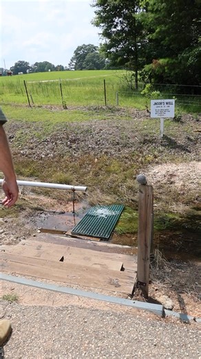 "Jacob’s Well: A Sip of Home in Clarke County" #JacobsWell #ClarkeCountyAL #BlackBeltHeritage #NaturalSpring #AlabamaHistory #HiddenAlabama #RoadsideWonders #DeepSouthStories #SouthernRoots #RamblingTheSouthland | Rambling The Alabama Black Belt