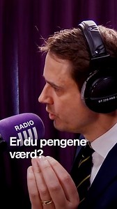 204K views · 991 reactions | Synes ATP-topchef selv, at han er pengene værd? Den statslige pensionsfond ATP tabte 59 millioner kroner på sin investeringsportefølje i 2024. Samtidig fik topchef Martin Præstegaard og investeringsdirektøren en lønforhøjelse. Hør hele interviewet her: https://iiii.fm/BorsenBraender | RADIO IIII | Facebook