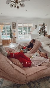 👉🏻Comment below C34 for shopping details to be sent straight to you! TOP TEEN PURCHASE ! Meet the Convertible Lazy Sofa Bed—the ultimate combo of comfort and versatility. 🙌 With 5 adjustable positions, it’s great for chilling, studying, gaming, or hosting a friend for a sleepover. 🛋️➡️🛏️ Whether they’re binge-watching their favorite shows or curling up with a good book, this sofa bed takes lounging to the next level. 📚🎮 Plus, it fits seamlessly into any teen’s space, from dorm rooms to be