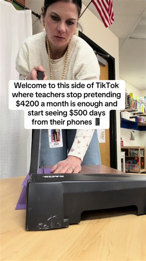 If you’re a teacher sick of living pay check to pay check message me. #sellingdigitalproducts #momsoftiktok #teacherburnout #teachersoftiktok #digitalmarketing