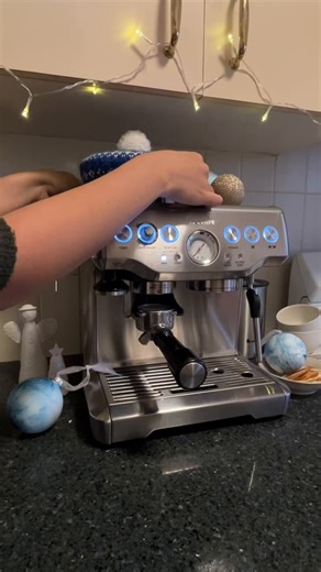 Breville USA on Instagram: "Keeping the beans warm this Christmas 🧶🎄 Knit a Christmas Hat for your hopper in the Link in Bio."