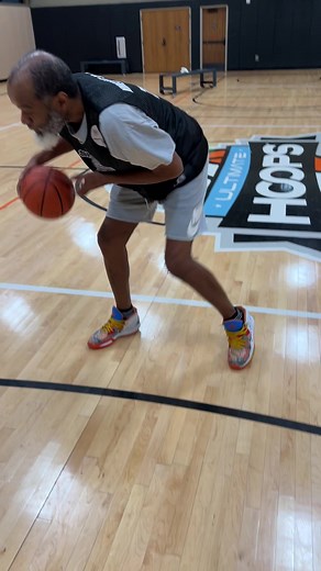 My Trainer keeps pushing me, I have to get back right! The league needs me. #since86 #ballislife #fyp