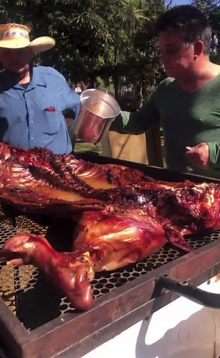 Barbecue Roast: Perfectly Basted Whole Pig Recipe