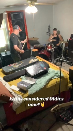 #metallica #JumpInTheFire #coversongs #coverband | Driven - Band