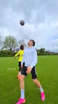 Magic football skills Football skills learning tips 💯 #footballdreams #footballlovers