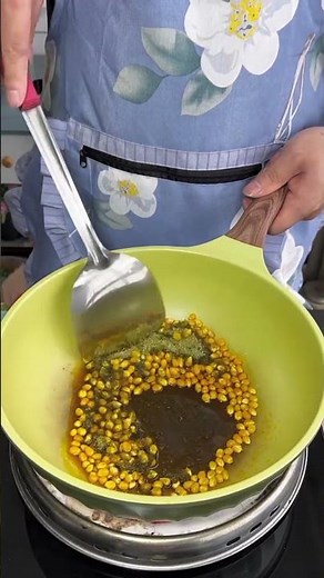 Popcorn Popping in Slow Motion 🍿#popcorn​ #satisfying​ #foryou​ #food​