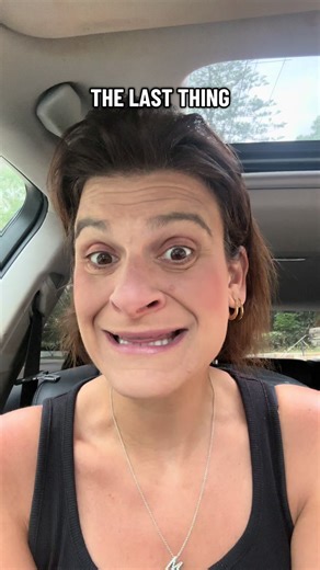 This is the normal speed version of my previous video for those of you who had NO FREAKING IDEA what I was saying! Born up a tree! Phoodie #tastetest #foodreview #cadbury #biscoff #dietcoke